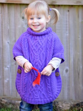 Cable Fantasy Poncho 072